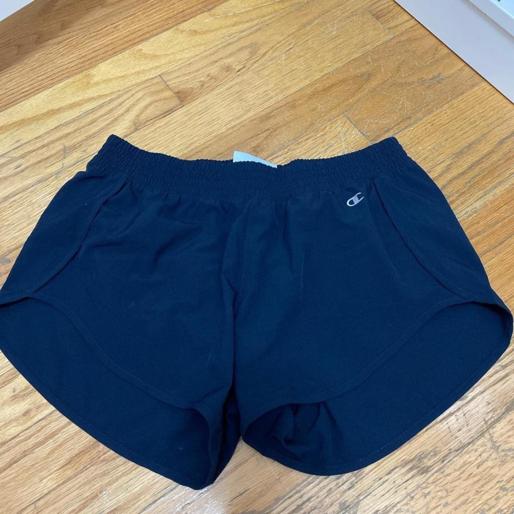 NWOT Champion navy blue shorts